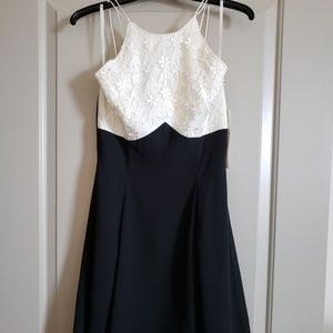 Scott McClintock Cocktail Dress Size 6 NWT